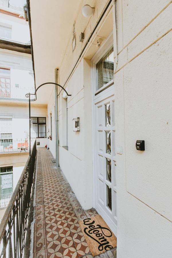 Budapest Folk Apartment 60Sm Spacious And Bright Exterior foto